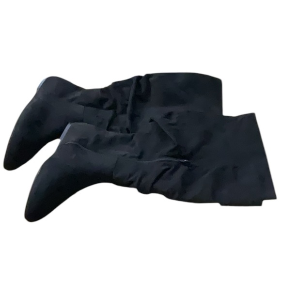 NWOB Shoe Dazzle “Larya Harness” Faux Suede Slouchy Boot Sz 11M - Picture 2 of 3